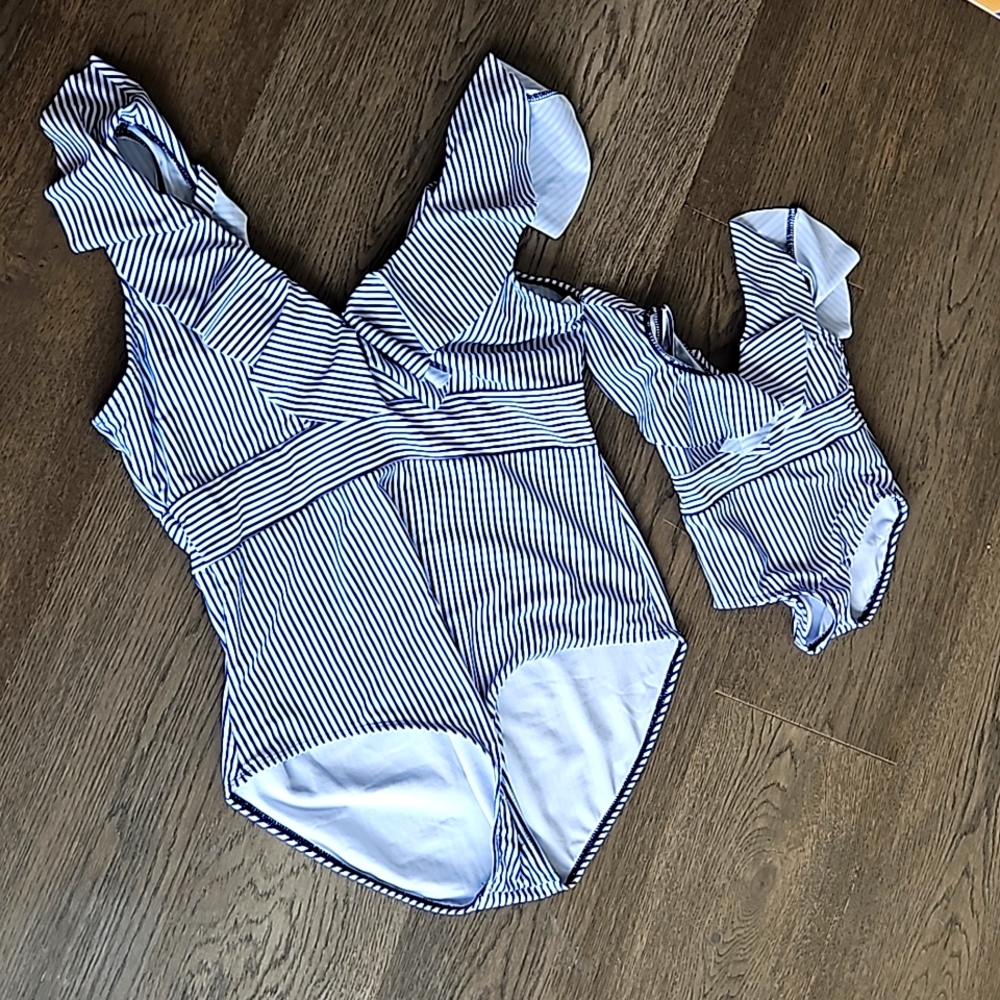 Mama & mini Matching swimsuits for mama and baby